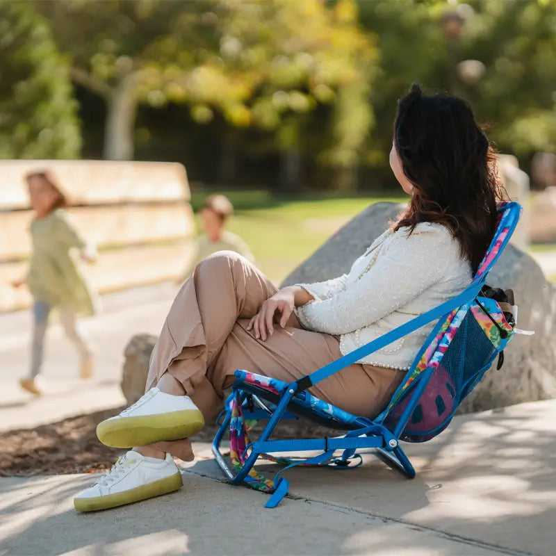 Low-Profile Everywhere Chair 2 - Choice 656 - Portable Heavy-Duty Low Boy Chair for Ocean Side Detail