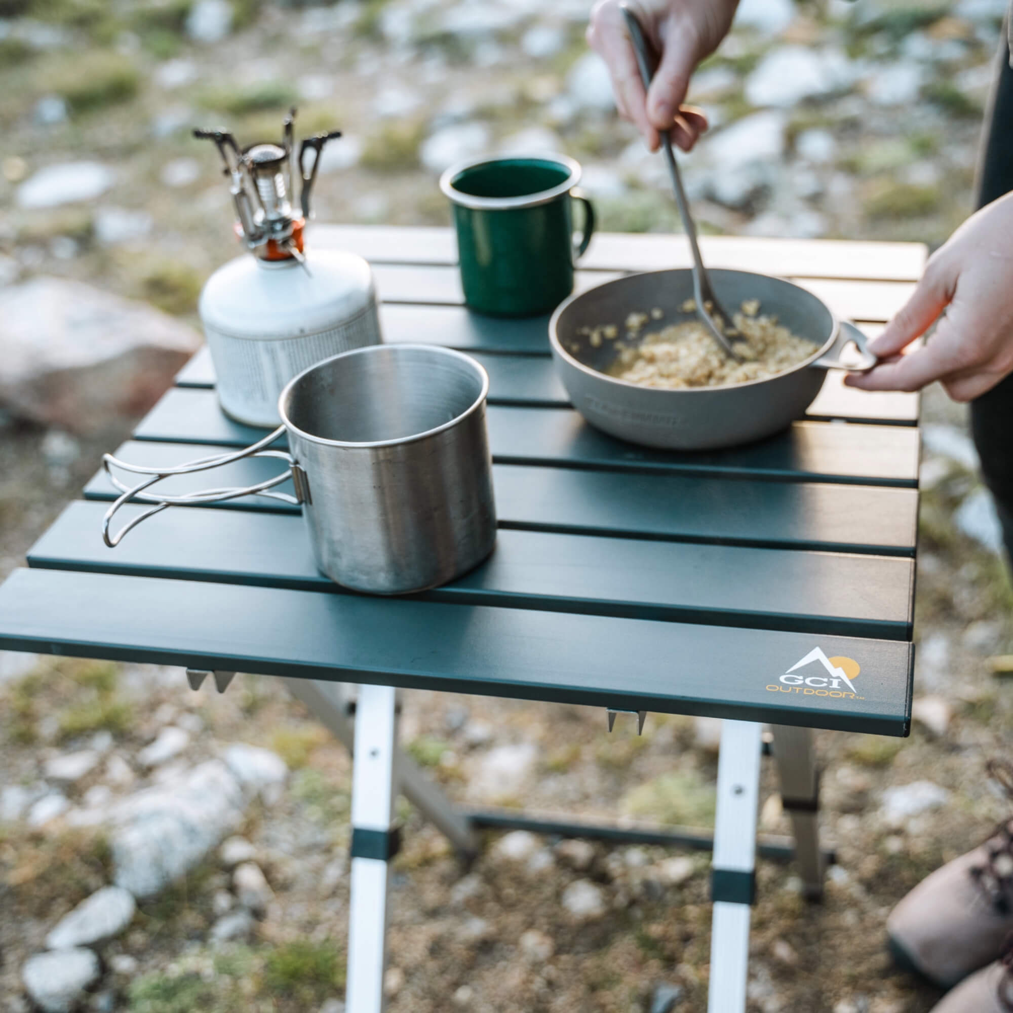Multi-Functional Cook Compact Camp Table 20 - Choice 513 - Master Outdoor Kitchen Station for Tailgating & BBQ Detail