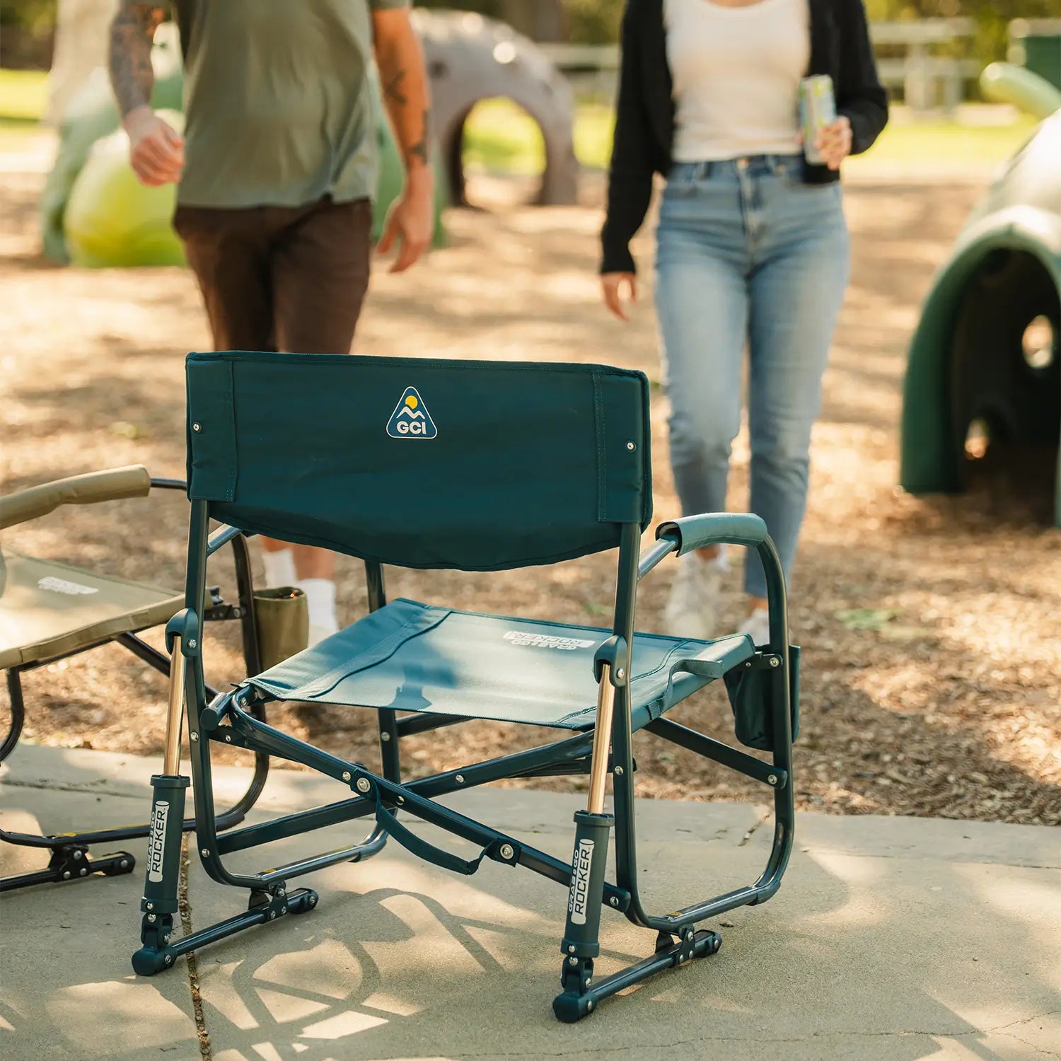 Heavy-Duty Freestyle Grab & Go Rocker - Choice 551 - Freestyle Rocker Portable Outdoor Folding Chair Detail